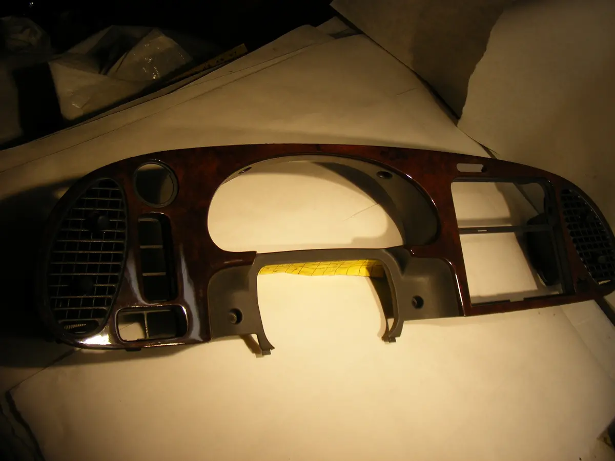 Saab 9-3 Wood Dashboard Instrument Walnut Plate Fascia 1998 - 2003 400112926 400112009 Made By Lawrence-Automotive Nottingham England 1