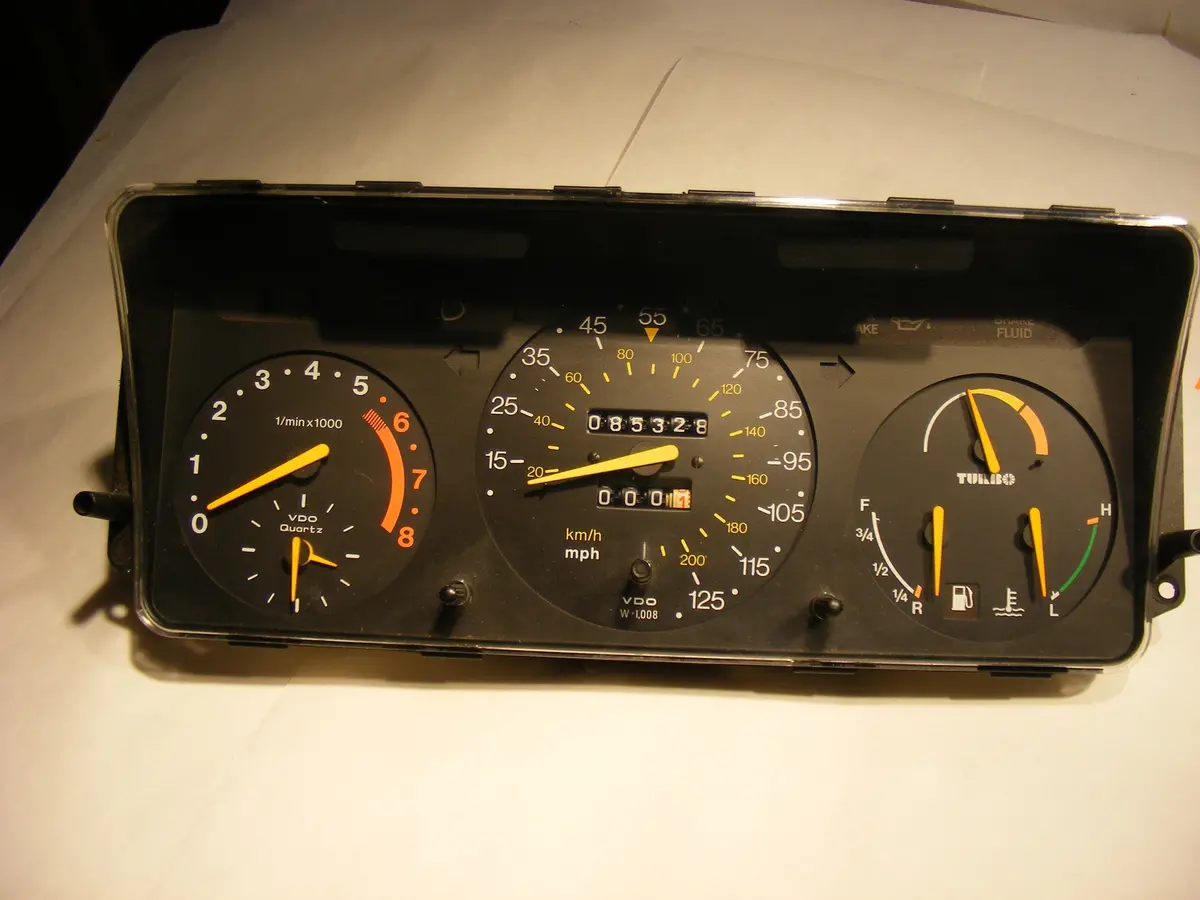 Saab 900 Turbo Classic Complete Gauge / Instrument Cluster Assembly 79-80  W/ 125 Mph Spedo & 8000 Rpm Tach 1
