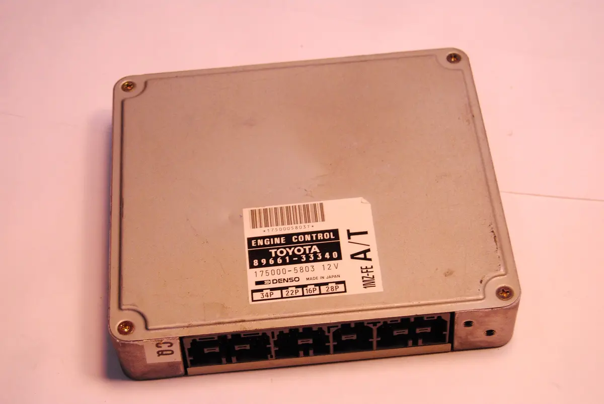 94-95 Lexus Es300 Toyota Camry V6 Ecu Ecm Engine Computer 1Mz-Fe 89661 33340 1