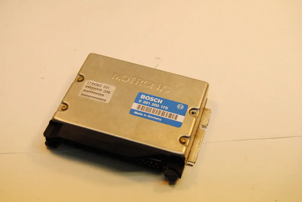 Bmw E30 318I 318Is Ecu Ecm Motronic Computer 0261200175 1