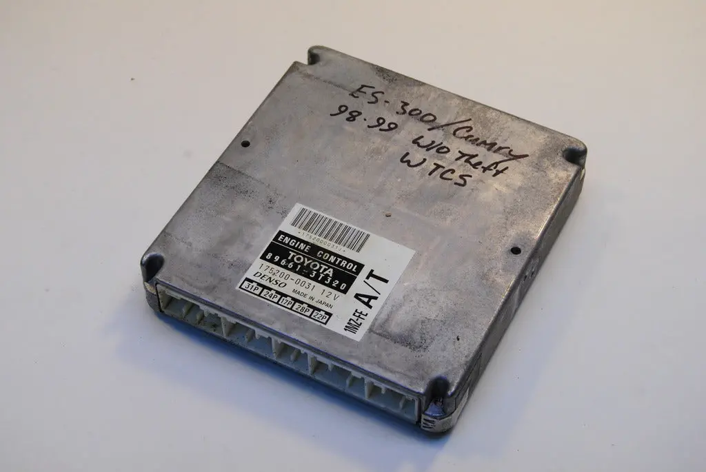 Lexus Es300 / Toyota Camry 98 1998 99 1999 Engine Ecu Ecm Pcm Engine Control Computer 89661 3T320 Denso 1