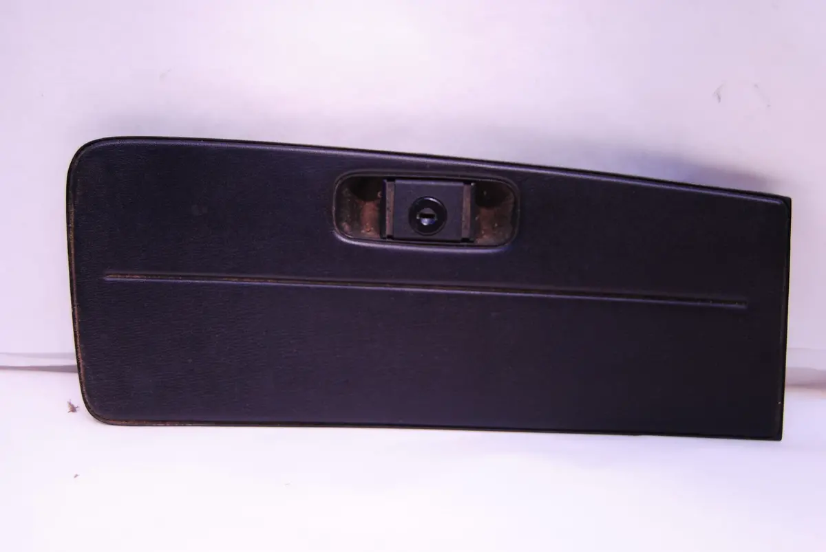 Saab 900 Classic Glove Box Door Nice Condition! Rare Black  8262602 4082855 1