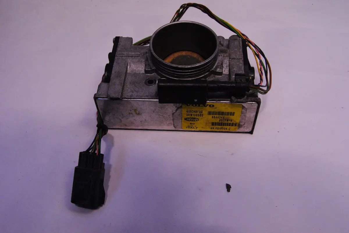 99 00 01 02 Volvo C70 S60 S70 S80 V70 Yellow Label Throttle Body 8644346 8644347 8644344 Magneti Marelli 1