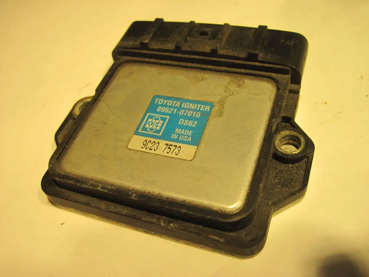 Toyota Igniter 89621-07010 Tacoma Thundra Camry Solara 4Runner Sienna Denso Oem Ignition Control Module Igniter 1