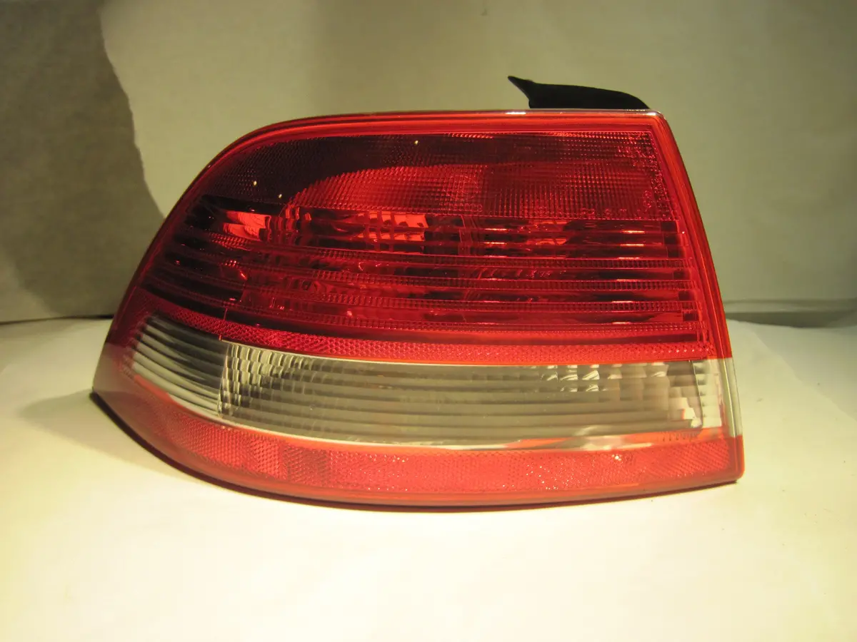 Saab 9-3 Sport Sedan Tail Light Brake Lamp 12785759 12777312 Lh Driver Side Outer 03 04 05 06 07 1
