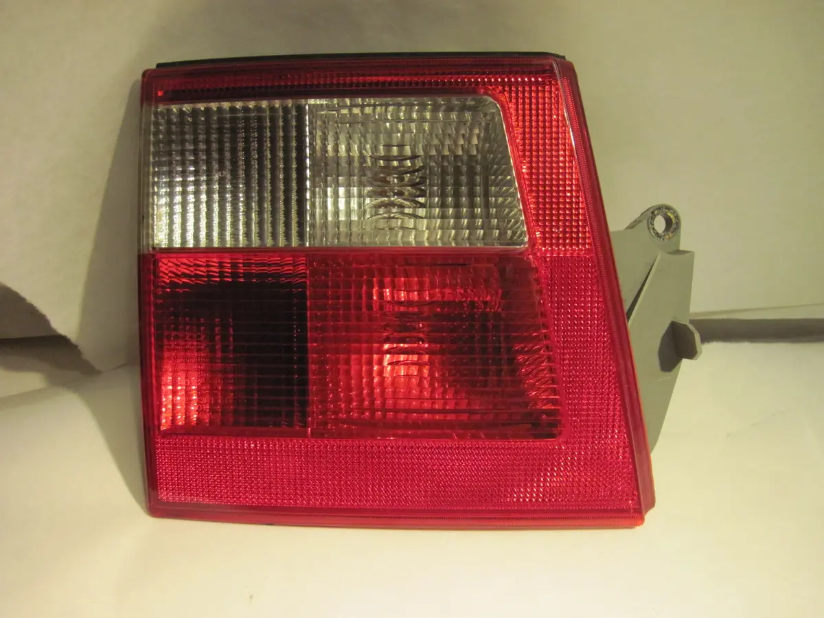 Saab 9-5 Wagon 5-Door Tail Light Brake Lamp 5404645 Lh Driver Side Inner 02 03 04 05 1