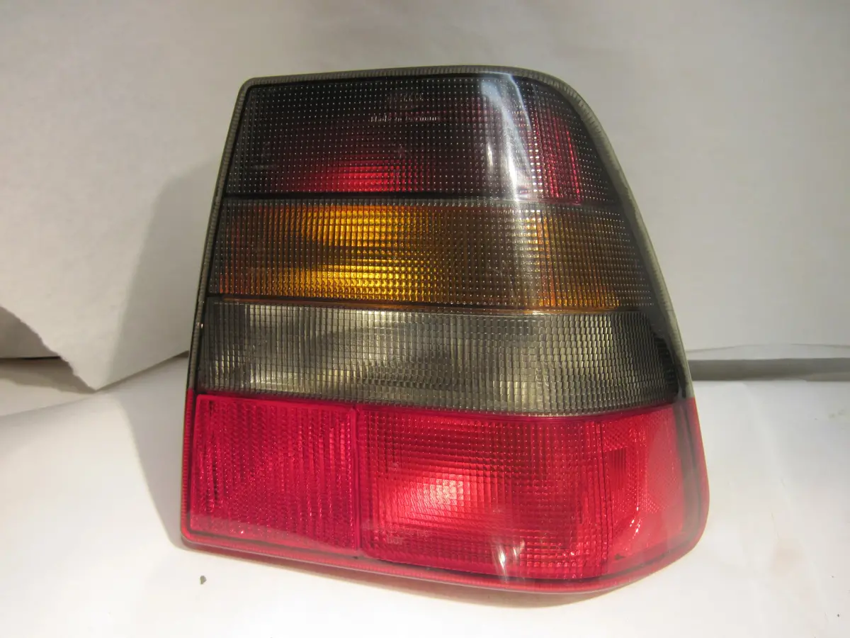 Saab 9000 Tail Light Lamp Rh Passenger Side 4 Door Cd Cde 9123084 90 91 92 93 94 (Trunk Models Only) Tinted Grey 1