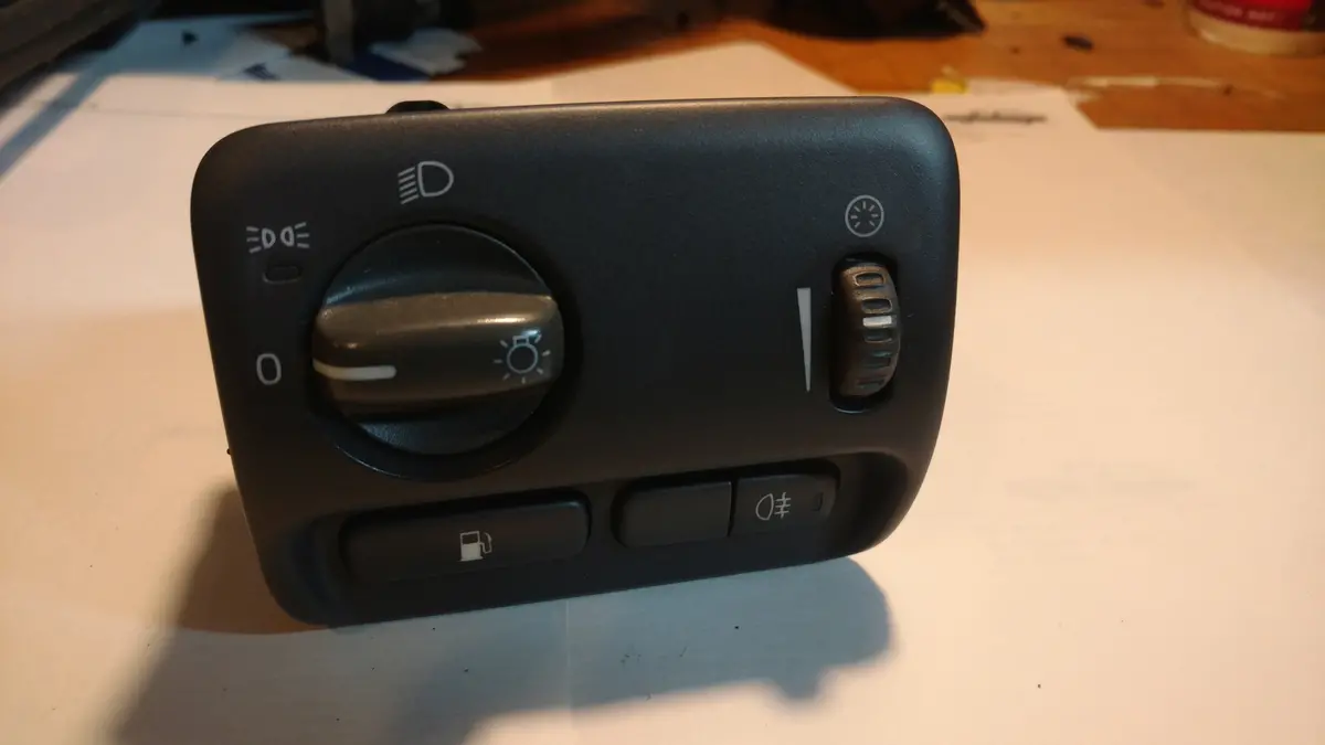 1999-2006 Volvo S80 Oem Headlight Head Light Switch Button 8645707 Oem 1