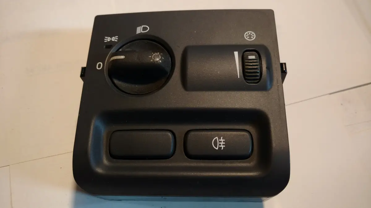 Volvo S40 V40 Headlight Switch 30613942 Good Used 2002 2003 2004 1