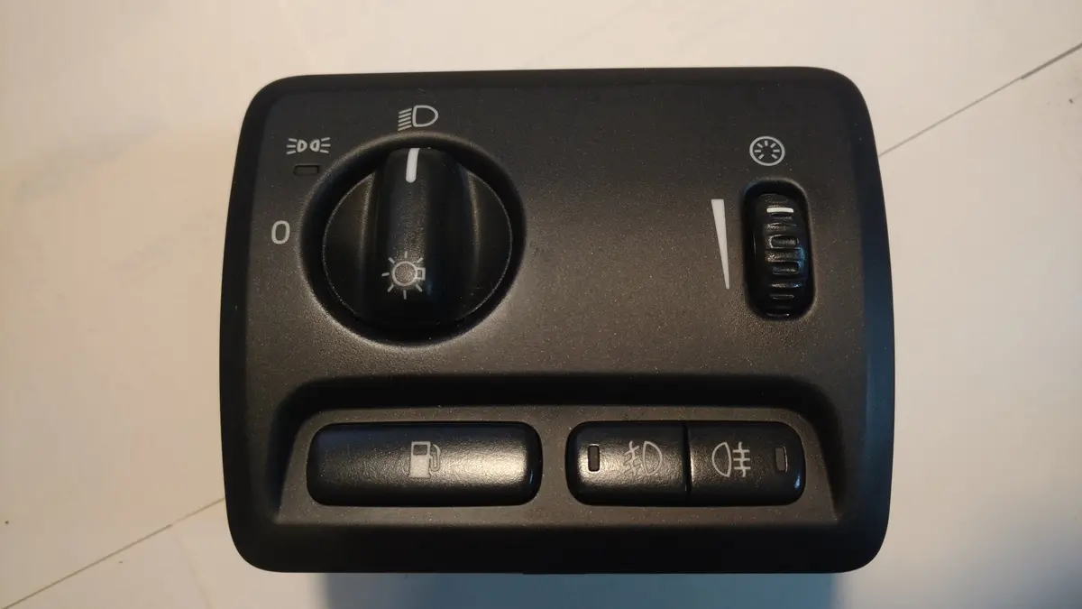 Volvo S60, V70, Xc70 S80 Headlight Dimmer Fog Lights Switch 8691753 Alps 1
