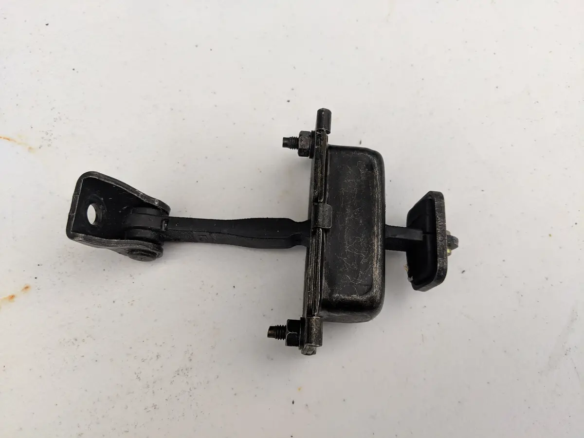 Saab 9-5 Driver Or Passenger Front Door Strap Check Assembly 4557856 99 00 01 02 03 04 05 06 07 08 09 Sedan Or Wagon 1