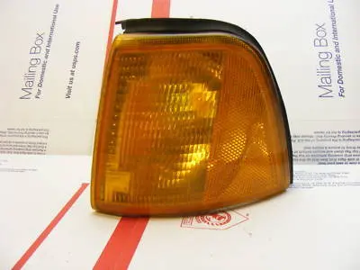 Audi 80 / 90 Turn Signal Light - Lh Oem Bosch 1