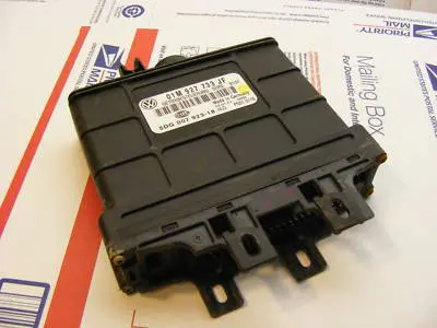 00 01 02 Vw Jetta Golf Beetle Control Tcm 01M927733jf 1