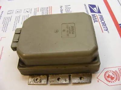 Volvo 262C Bosch Ignition Amplifier Module 0227100007 1