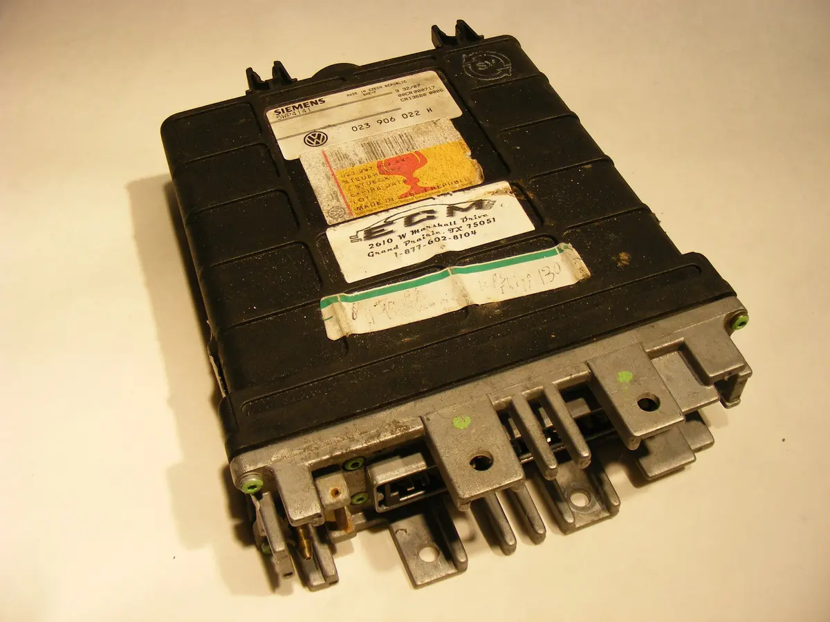 Vw Volkswagen Eurovan 93 1993 T4 Engine Computer Ecu Ecm 023906022H Siemens 1