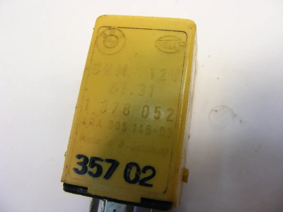 Bmw E34 E32 735I 535I 750Il Mustard Relay 4Ra00514500 1378052 / 4Ra 005 145 00  1 378 052 1