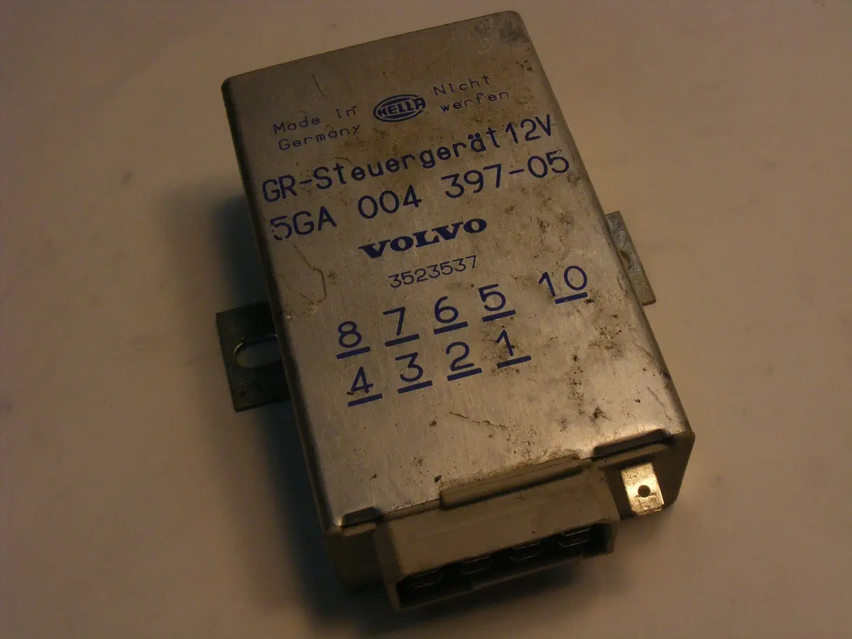 Volvo 240 Cruise Control Unit Brain Ecu Rare! 5Ga00439705 3523537 1
