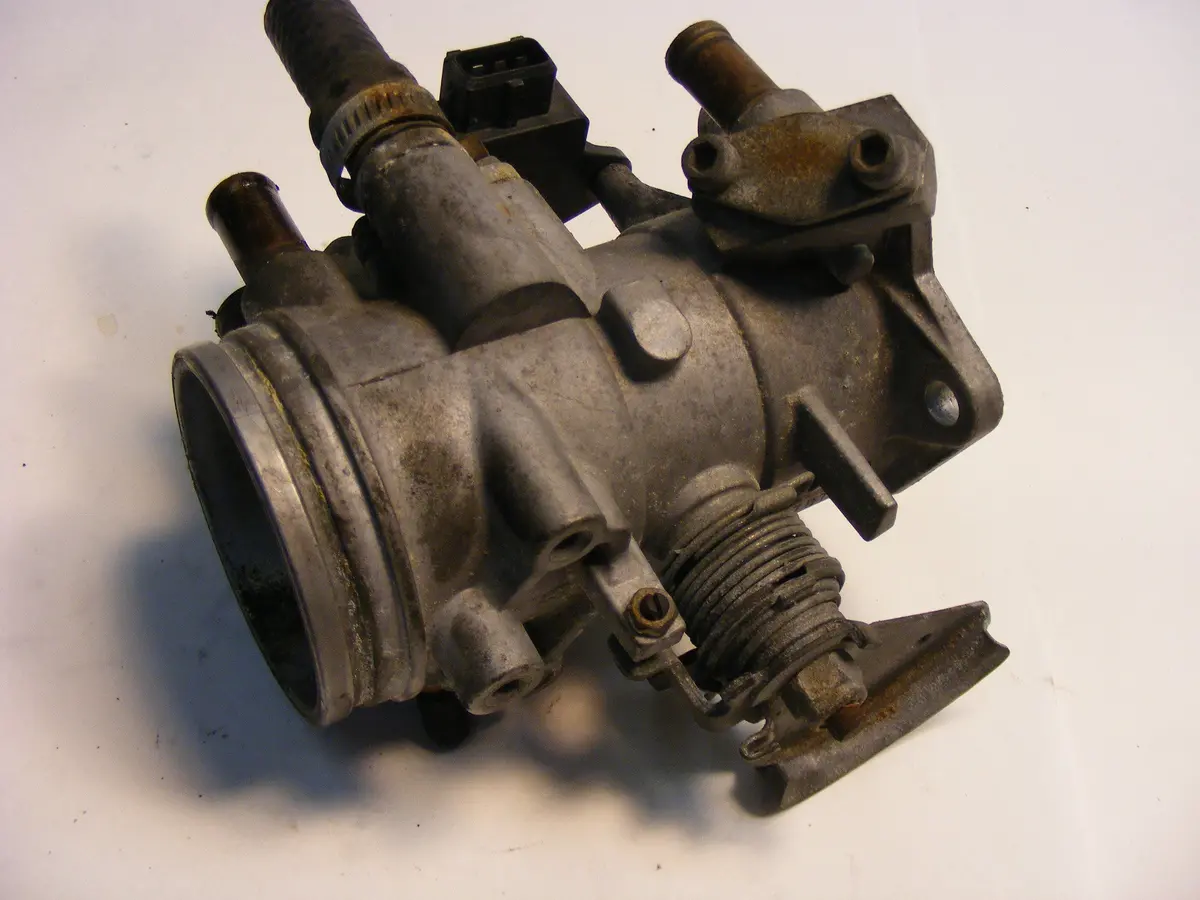 Saab 900 2.1 Liter Throttle Body For Trionic-5 Upgrades On Classic 900 Turbo Rare 787137 0280122001 1