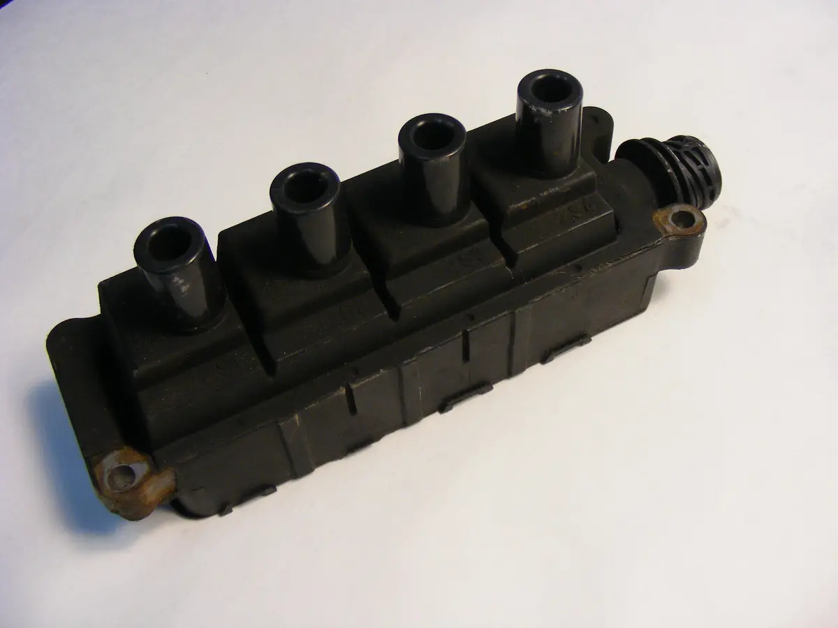 Bmw E36 318 318I 318Ti Bosch Ignition Coil Module Assembly 0221503005 /  0 221 503 005 1