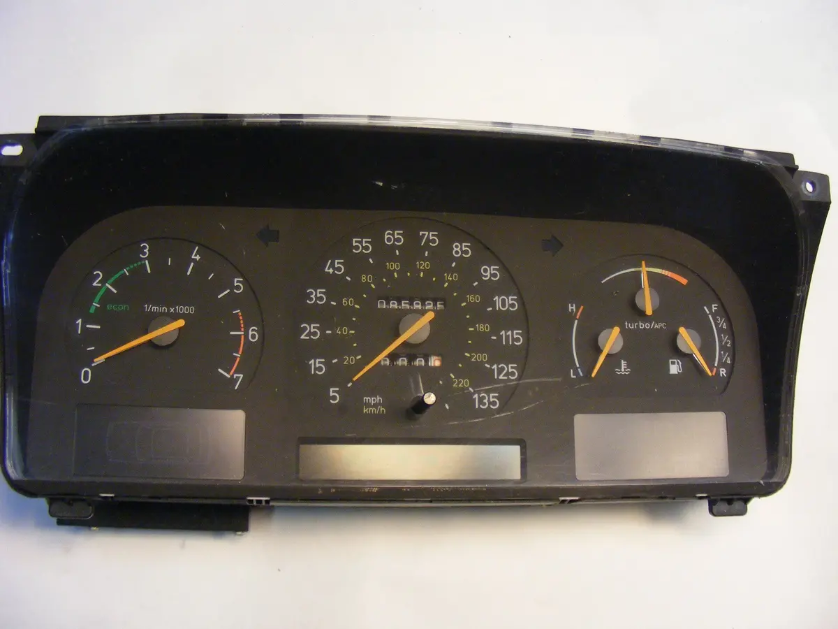 Saab 9000 Turbo Gauge / Instrument Cluster 4711537 / 47 11 537 Yazaki With Electronic Display Unit 1