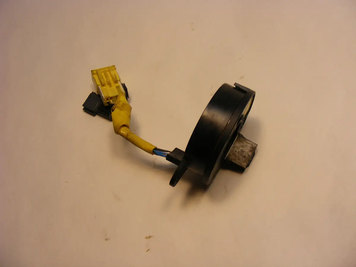Saab 9-5 02 03 04 05 06 07 08 09 Air-Bag / Horn Clock Spring Contact Ring 5200894 12779964 12779965 1