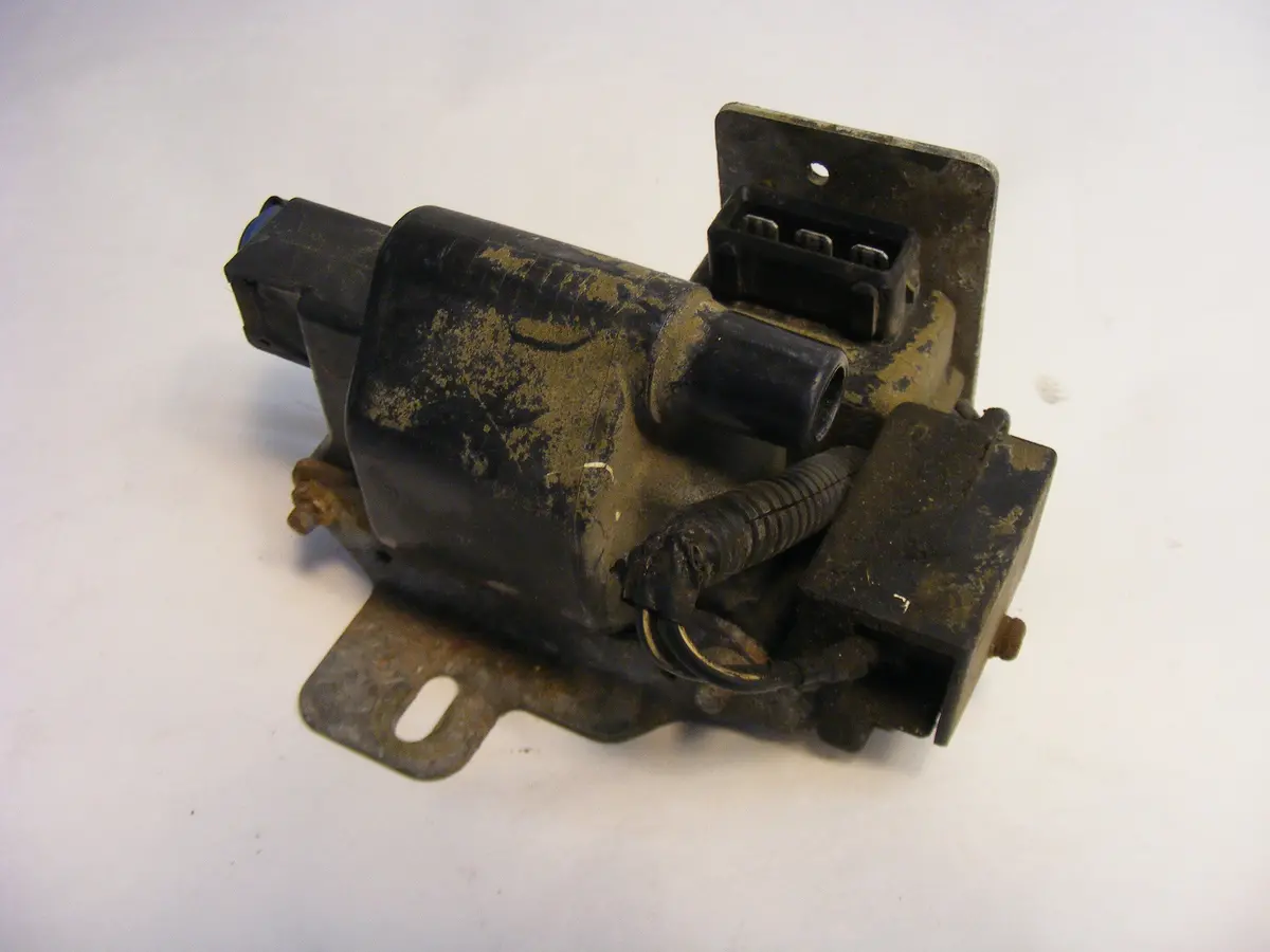 Audi 90 80 100 20V Quattro V8 Ignition Coil With Control Module 443905105C 1