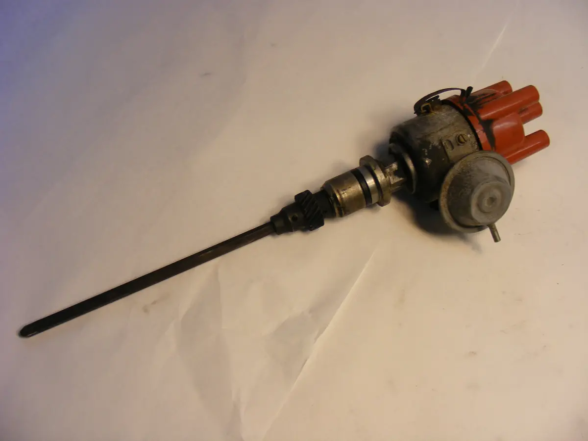Saab 99 Turbo 1978 Ignition Distributor 0237002026 / 0 237 002 026 Bosch 1