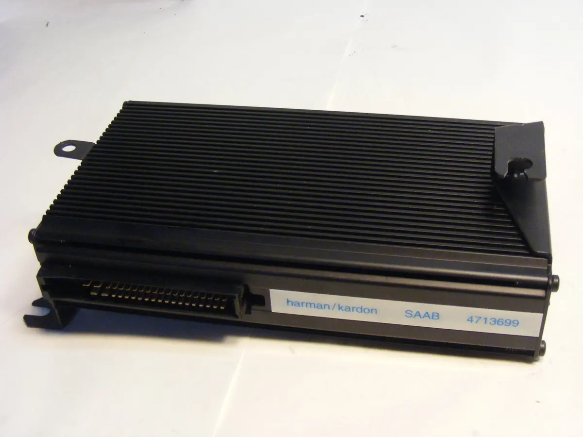 Saab 9-5 95 Wagon Radio Amplifier Harman Kardon Amp 4713699 Se Aero 1