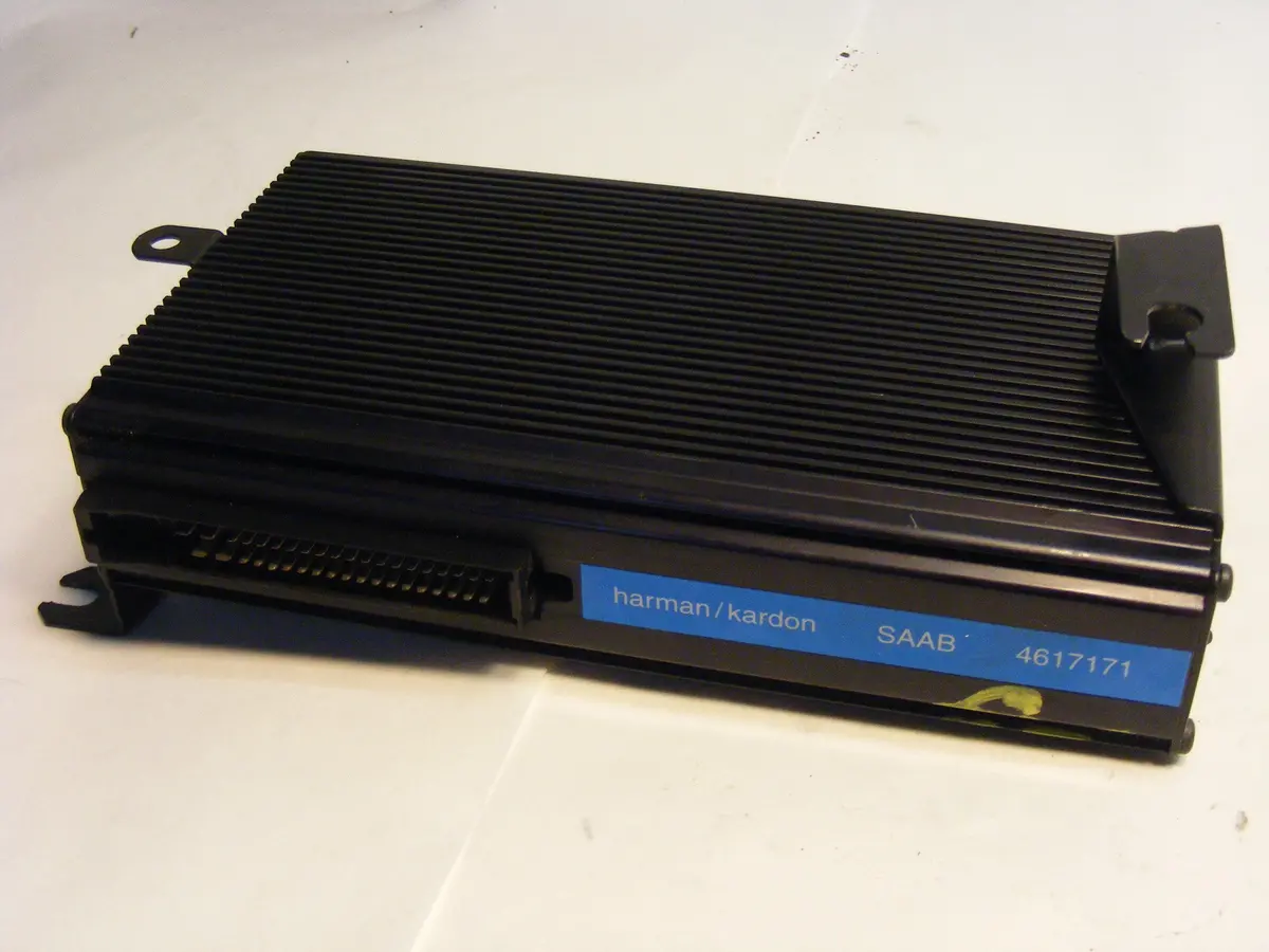 Saab 9-5 95 Sedan Radio Amplifier Harman Kardon Amp 4617171 Se Aero 1