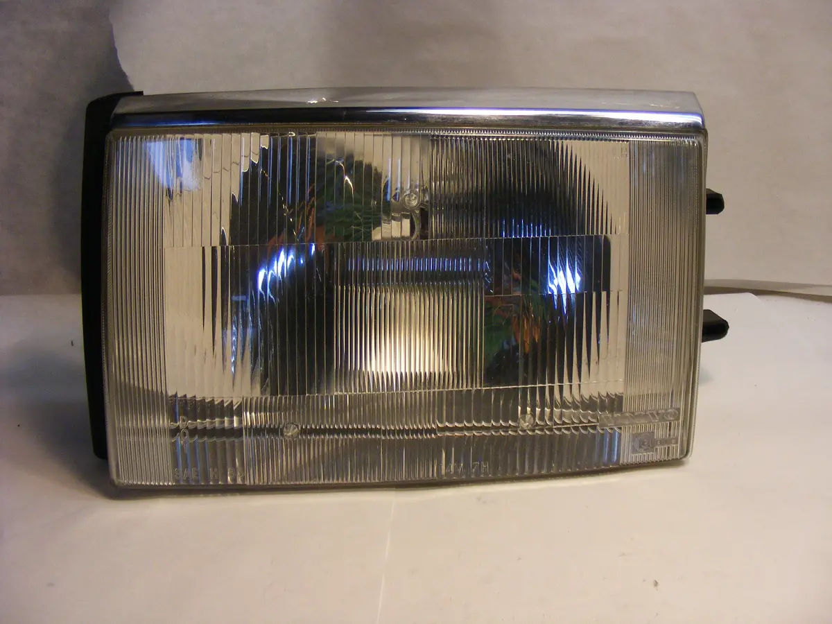 Volvo 240 Classic Cibie Head Light Left Hand Driver Side Rare 1372106 1
