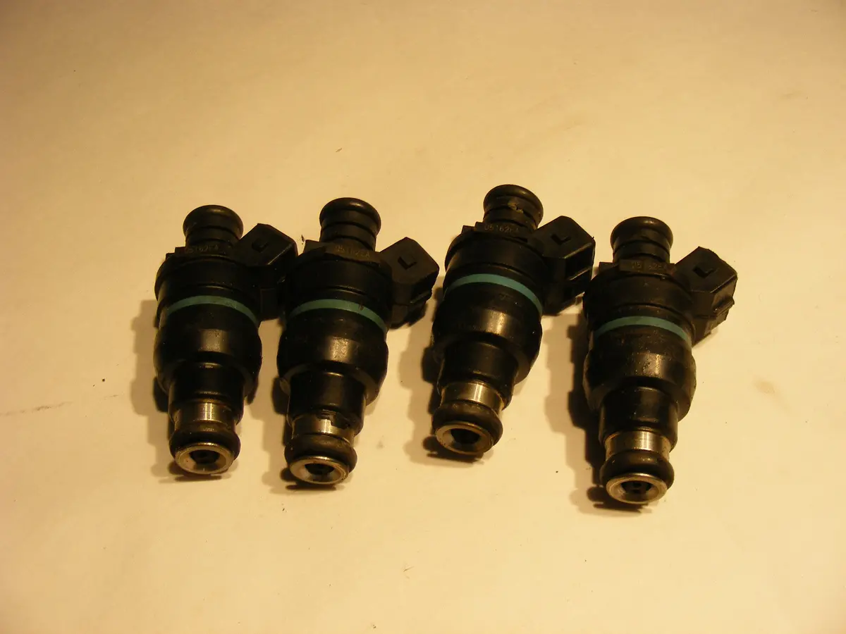 Saab 9-3 900 9000 Trionic 5 Lucas Fuel Injectors - Set Of 4 D5162ea 913512 391Cc Injector Set 1