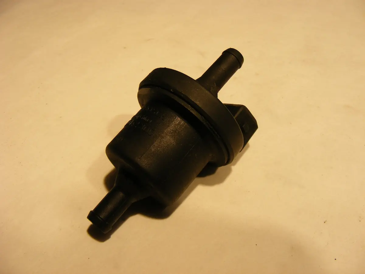Good Used Genuine Saab Purge Valve (Evap Canister) 0280142300 9-3 9-5 Trionic 5 900 9-3 9000 1