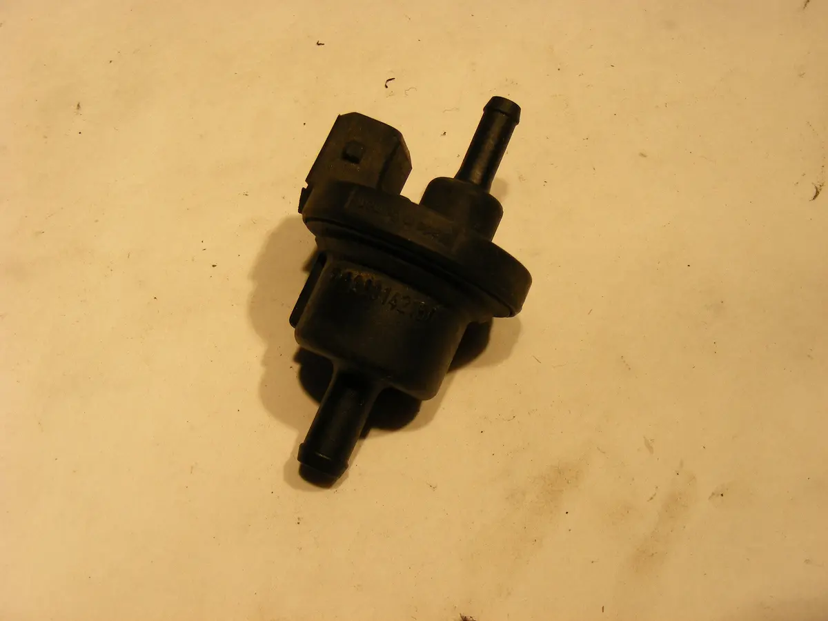 Good Used Purge Valve (Evap Canister) 0280142150 Jaguar Bmw Vw Hyundai Bosch 1