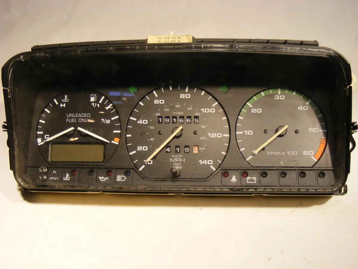 Vw Volkswagen Eurovan Gauge / Instrument Cluster 93 1993 701919035Bq  701919059Bh 1