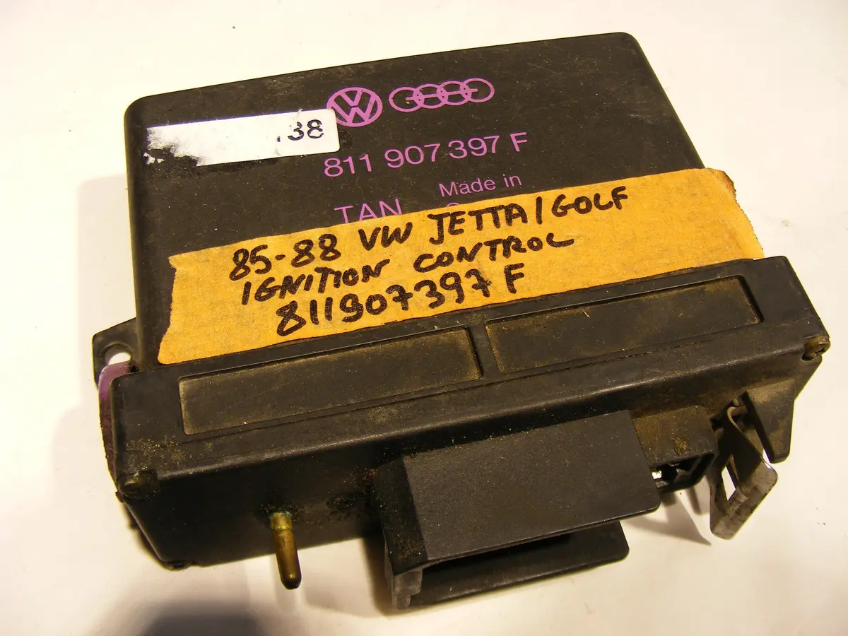 Vw Golf Scirocco Ignition Knock Sensor Controler Ecu Ecm 811 907 397F Knock Box 1