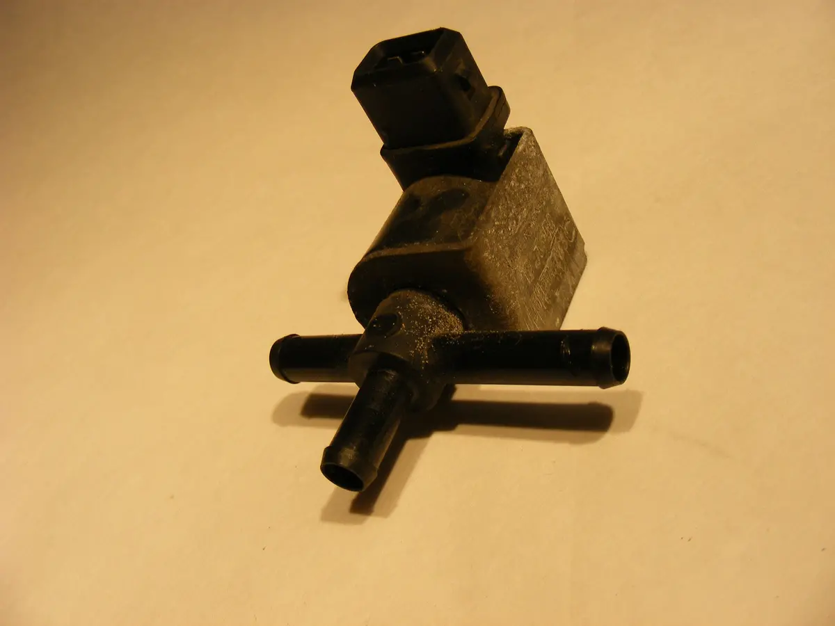 Vw Jetta Passat Beetle A4 1.8T Bpc Turbo Boost Pressure Controller Valve 058906283C Eaton - Made In Monaco 1