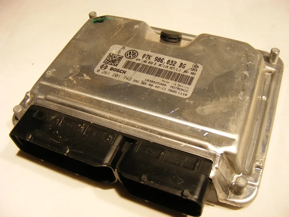 Vw Volkswagen Jetta / Rabbit 08 09 2.5L Ecu Ecm Engine Computer 07K906032bg / 0261201742 1