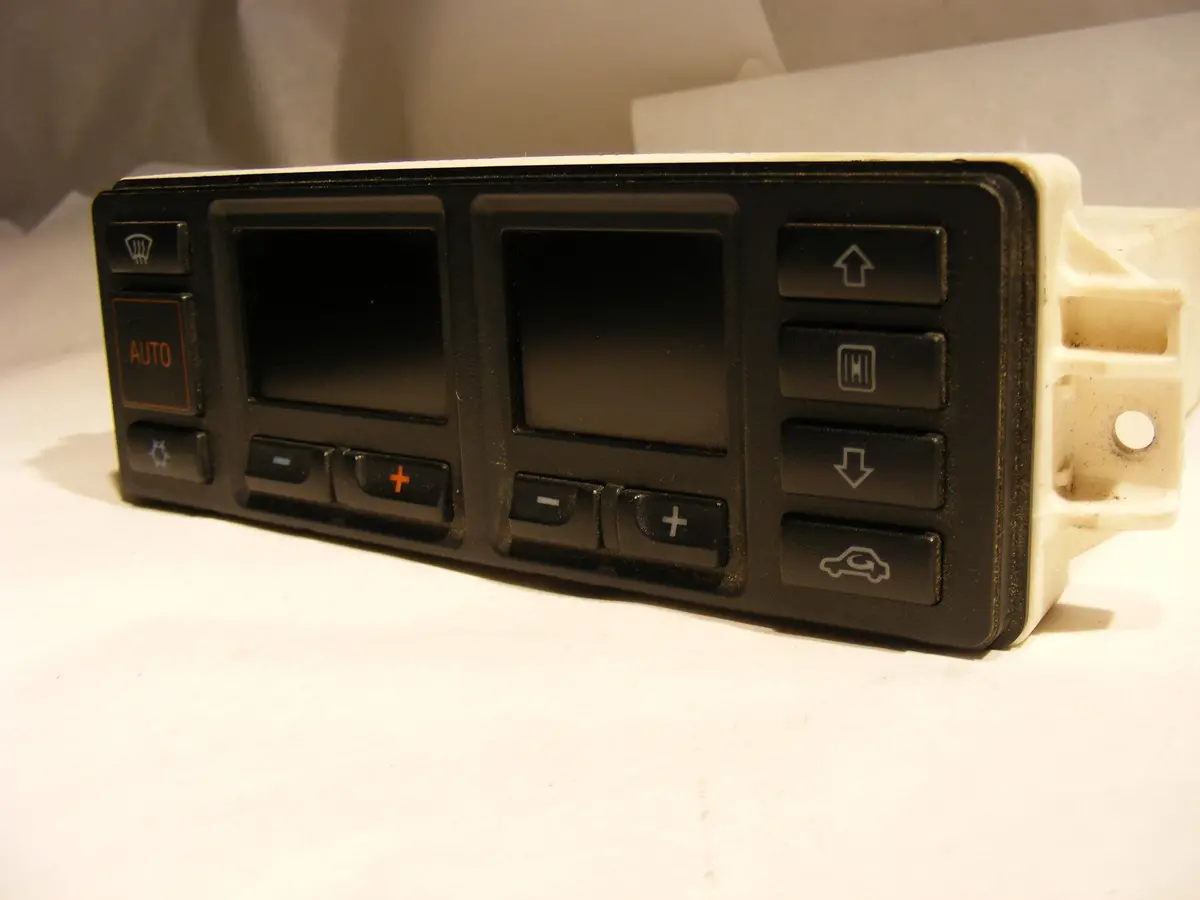 95 97 98 A6 Audi A4 A6 90 Cabrio Climate Control Heater Panel Ac 8A0820043b 8A0 820 043 B 1