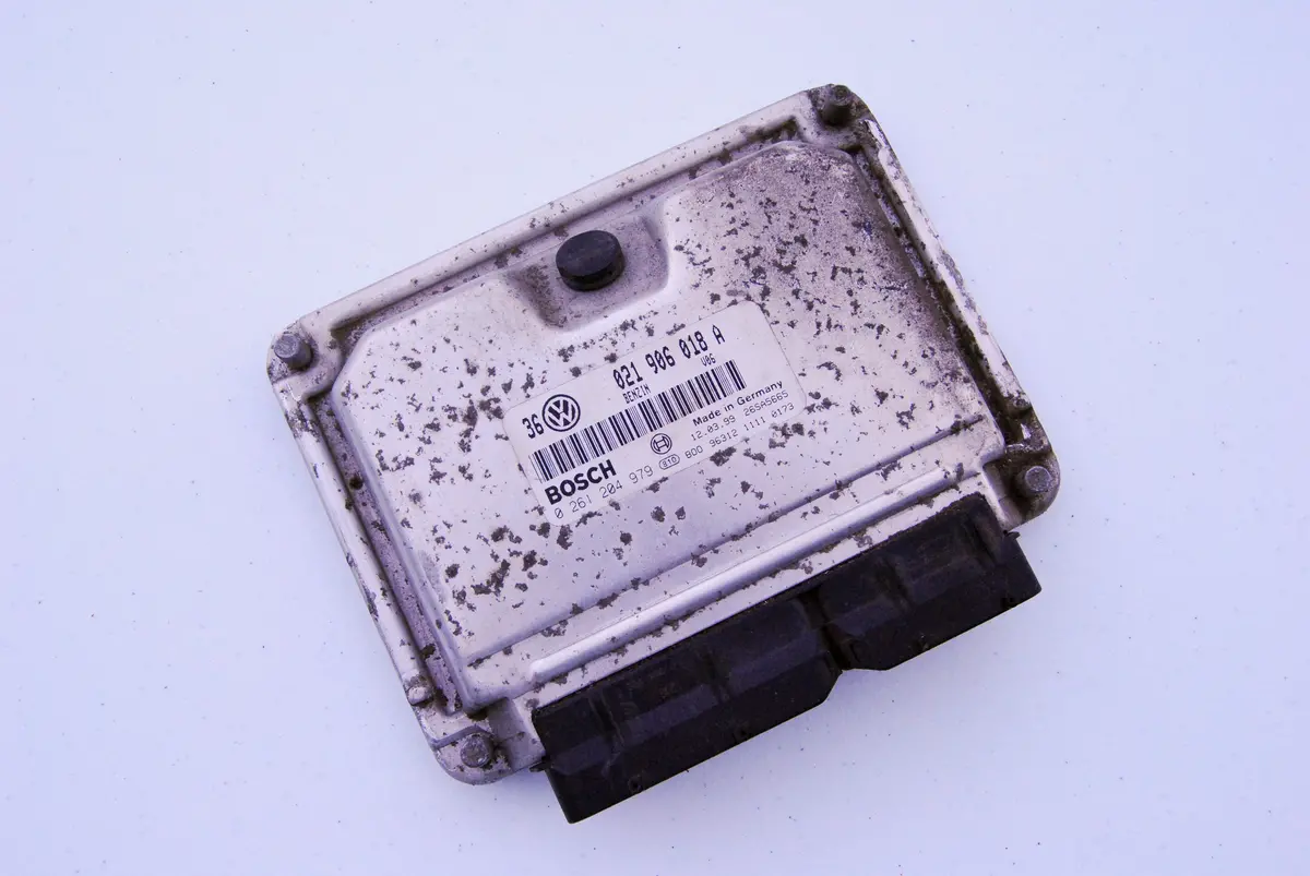 Vw Golf Jetta 99 Bosch Engine Ecm Ecu Computer 021906018A Vr6 1