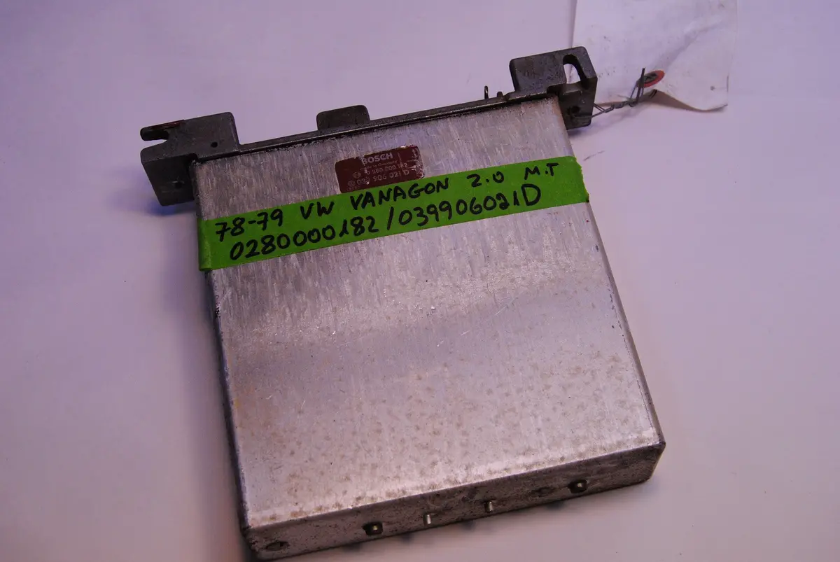 Vw Volkswagen Bus Transporter Ecu Ecm Bosch Computer 1979 Cal Emission Mt 0280000182 039906021D 1