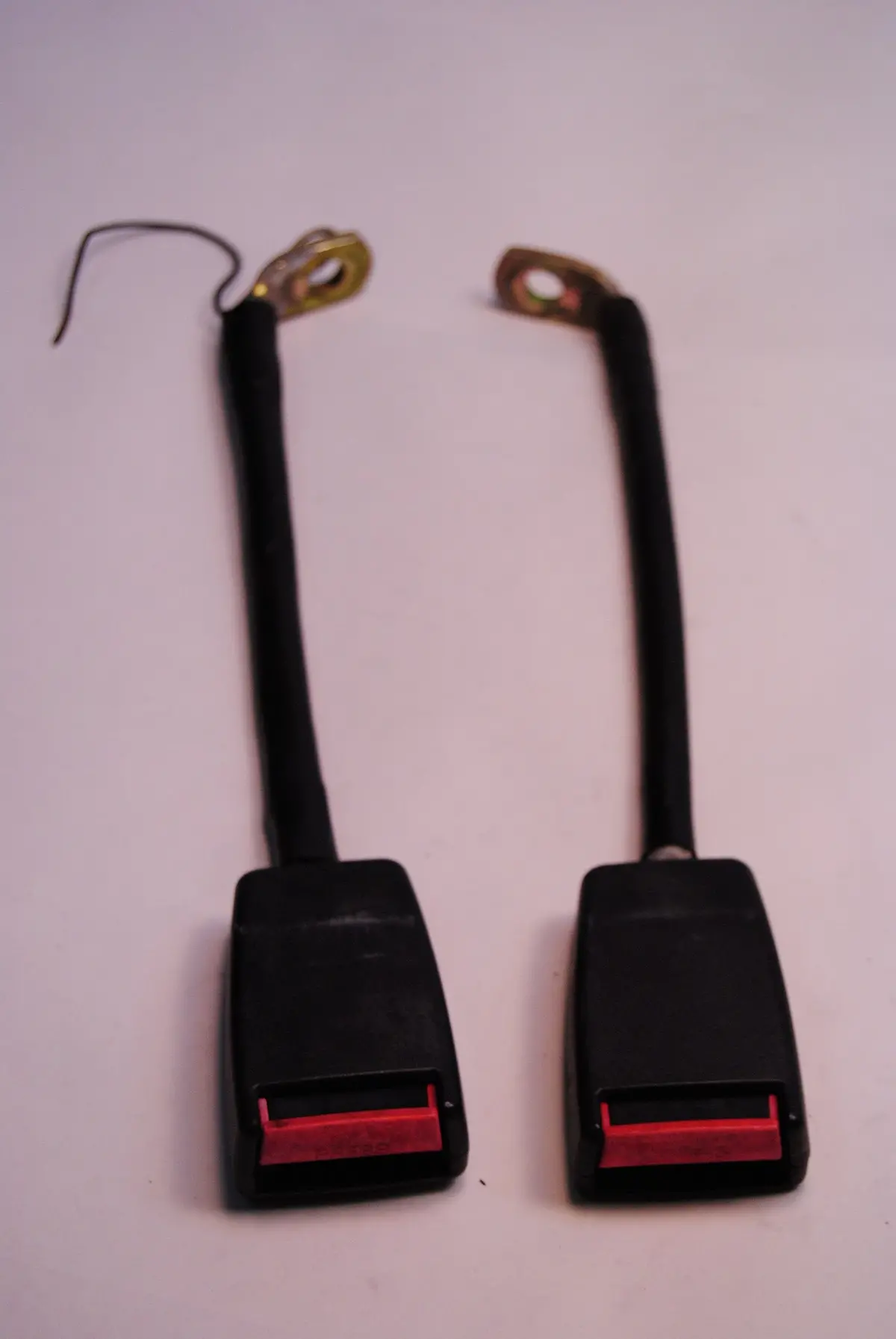 1990 Saab 900 Seat Belt / Belts Buckle Catch / Receivers Turbo Spg 4077616 / 4077632 / 4155594 1
