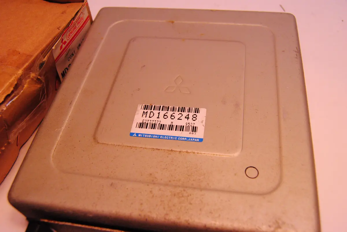 New Mitsubishi Galant Gtx 2000 Ecm Ecu Pcm Computer Md166248 E2t37372 1991 2.0L 16 Valve 1