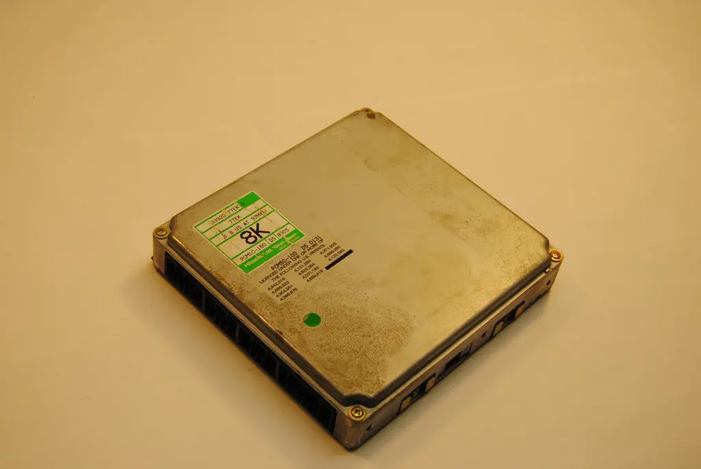 97 Geo Tracker Suzuki Sidekick 8K Ecu Ecm Engine Computer 33920 77Ek0 1