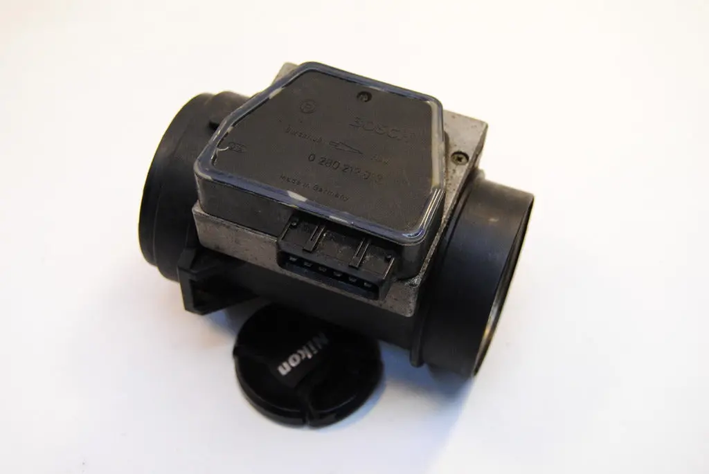 Saab 900 Turbo 89-93 Spg Mass Air Flow Sensor Meter Bosch 0280212013 1