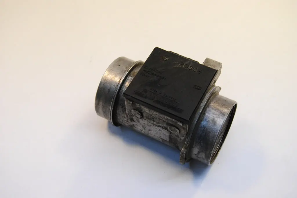 Volvo 240 83 84 Bosch Lh Mass Air Flow Sensor Meter 0280212002 1