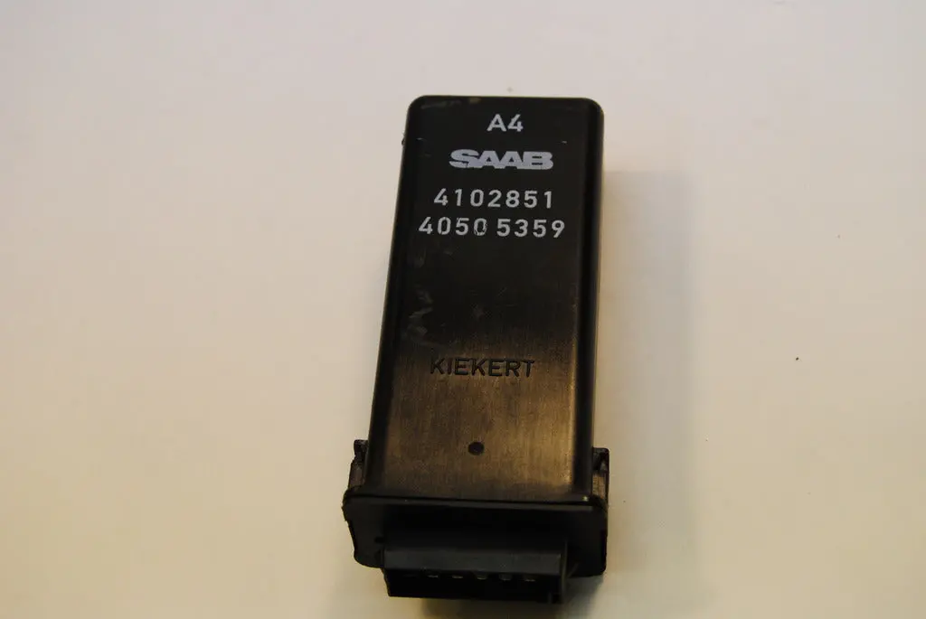 Saab 9000 Central Locking Control Unit For Locks 93-98 4102851 Lock 1