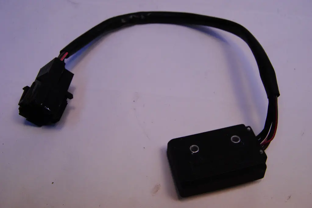 Saab 900 9-3 Blower Motor Speed Regulator Resistor 5045158 96-02 Fan Speed Controler 1