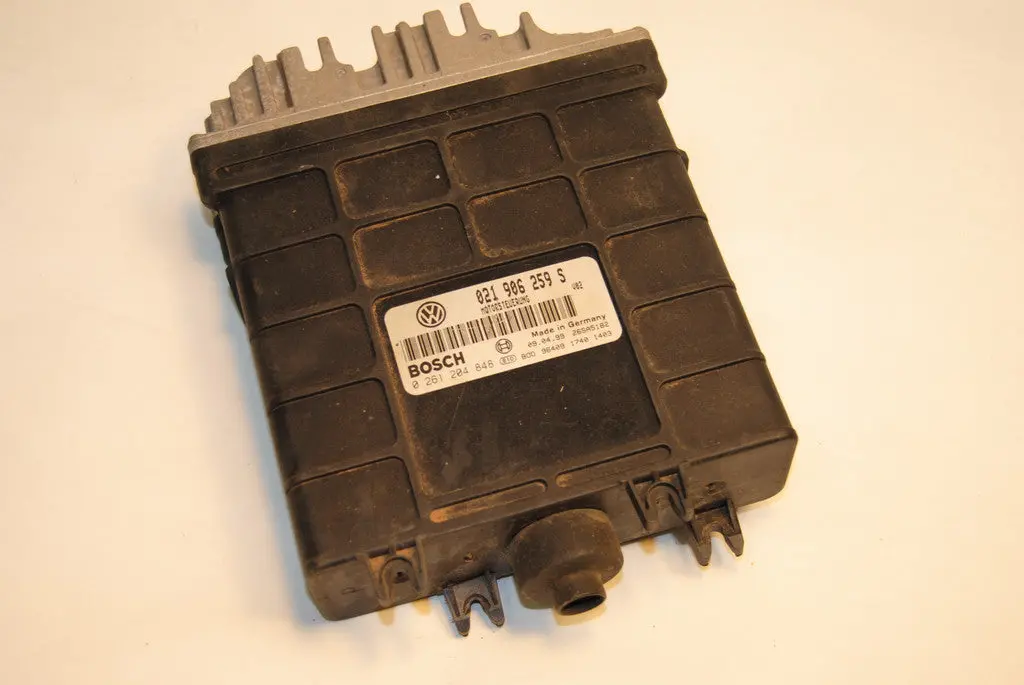 Vw Volkswagen Eurovan Vr6 Ecu Ecm Engine Computer 021906259S / 0261204848 1